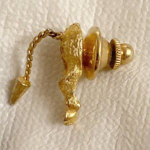 1💥~ Gold Tone Horses Tail Pin💥#PG0